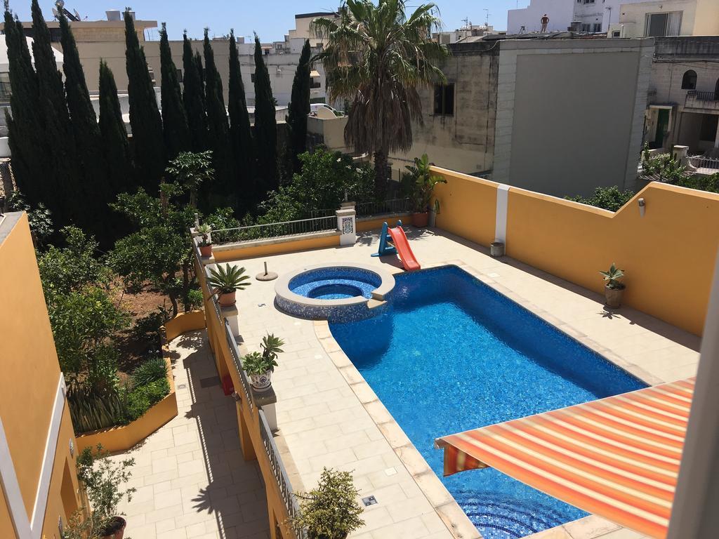 Central Villa Flatlet With Pool - Free Parking And Wifi Lija 외부 사진